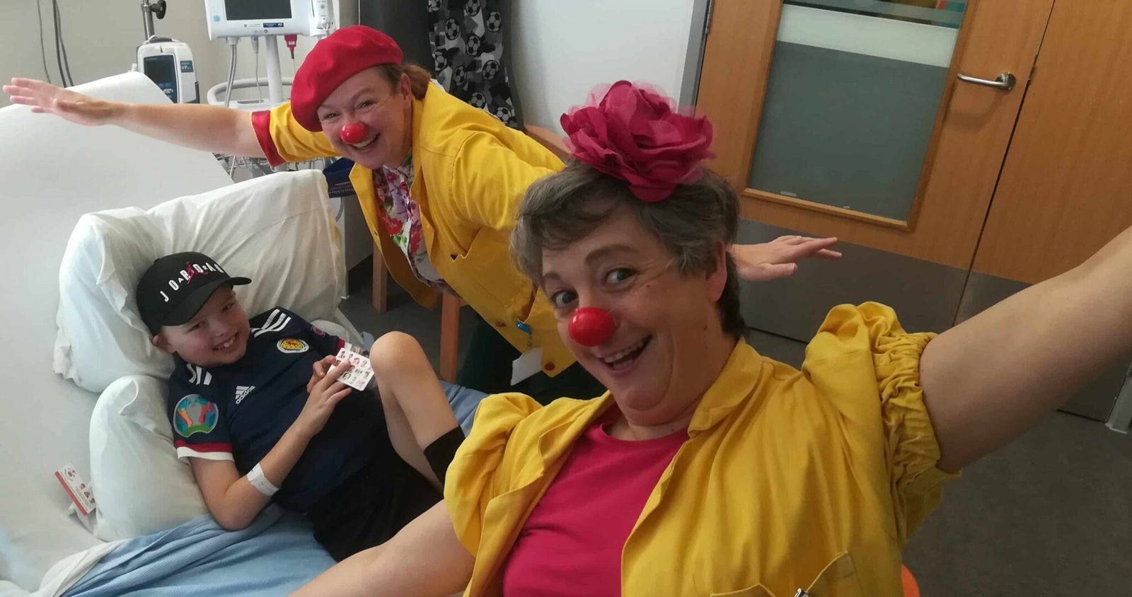 Clowndoctors receive generous award from People's Postcode Trust